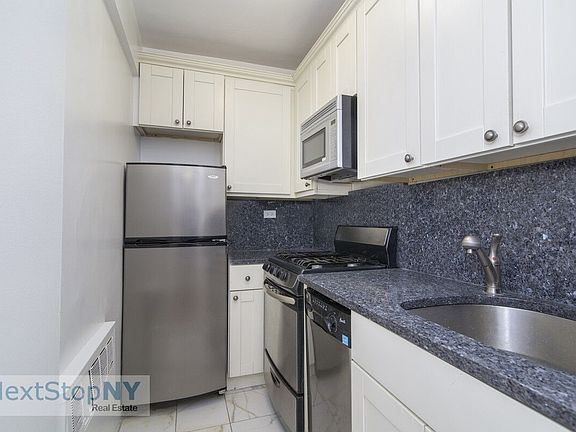 4th image of 537 3rd Ave #2A