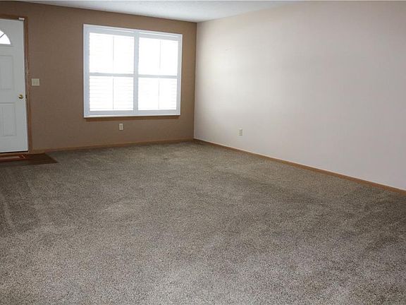 3rd image of 267 E Cassell Ave