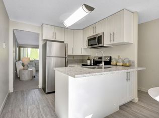 215 SE 162nd Ave #10, Portland, OR 97233