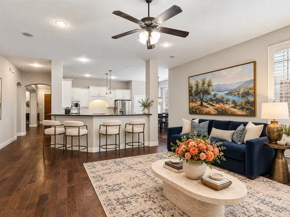 9721 Sam Bass Trl, Fort Worth, TX 76244