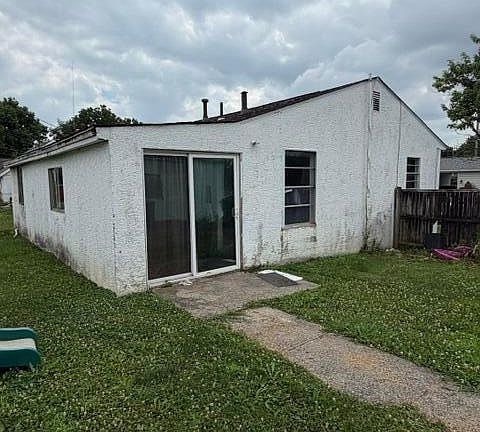 5th image of 3200 B Ave