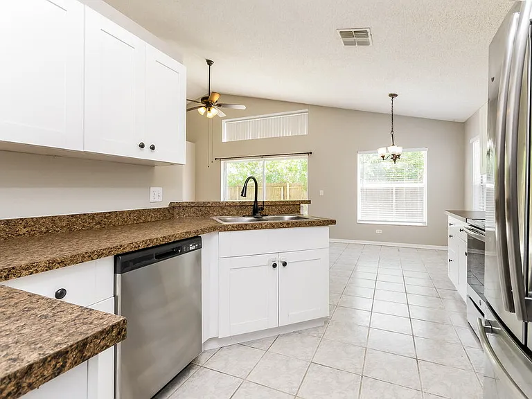 2262 Mallard Creek Cir — Photo 8