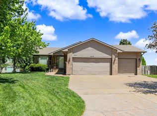 3518 N Valerie Cir, Wichita, KS 67205