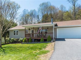 145 Pinellas Ln, Waynesville, NC 28785