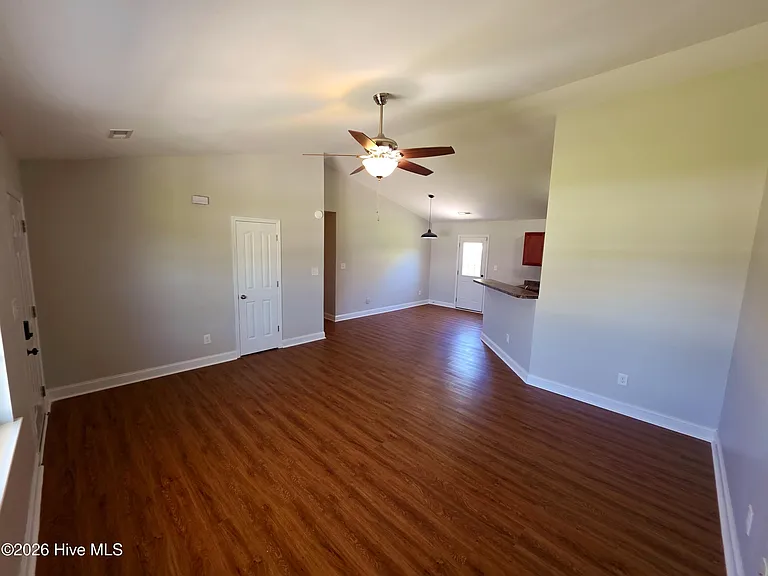 214 Michel Ct — Photo 3