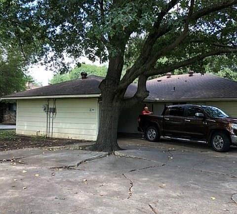 4th image of 103 N Venice Dr