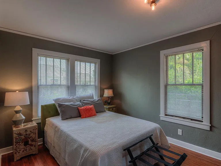 511 N Barcelona St #1 — Photo 9