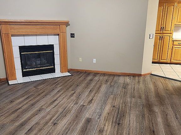 4th image of 610 N Ellen St
