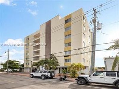 8001 Crespi Blvd APT 3B, Miami Beach, FL, 33141