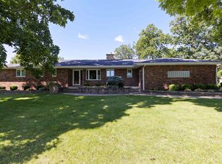 1048 N Blind Rd, Chana, IL 61015