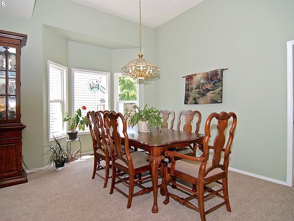 5th image of 2059 NE Jamie Dr