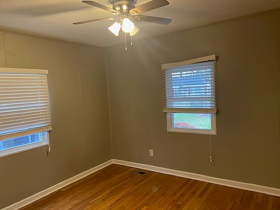 2nd image of 1653 Fernwood Cir