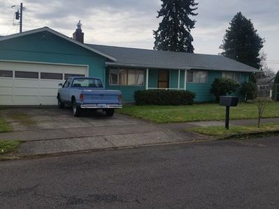 17012 SE Alder St, Portland, OR, 97233