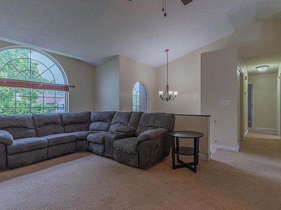 2nd image of 2780 Berwood Ln