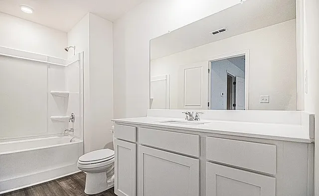 626 Jervis Way — Photo 11