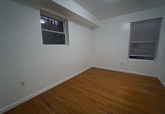 4th image of 652 E 156th St Floor 1