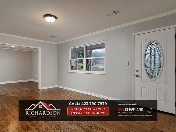 2nd image of 200 Nancy Dr SE