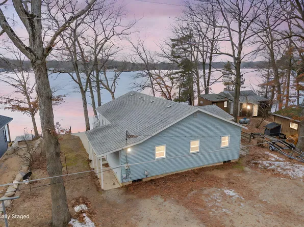 9577 Shore Dr, Mecosta, MI 49332