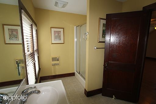 2nd image of 127 Connolly St