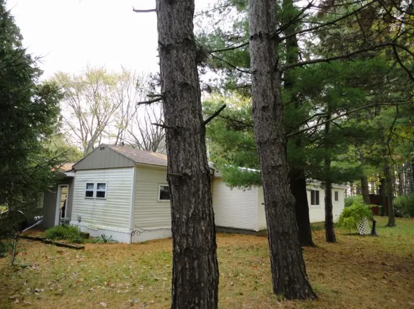 3367 Akron Rd, Akron, MI 48701
