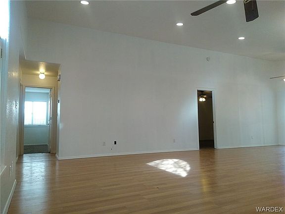 4th image of 9826 S Kingman Dr