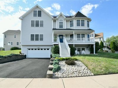 44 Meadow View Rd, New Haven, CT, 06512