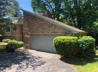 5183 Christine Dr, Ann Arbor, MI 48103