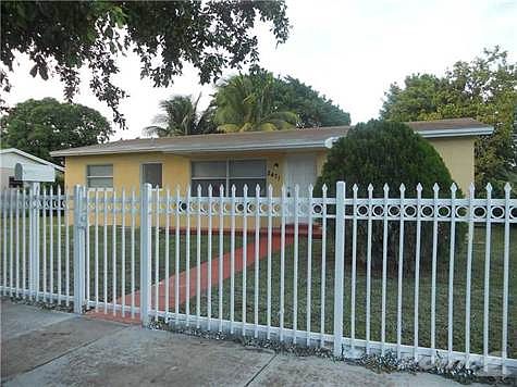 1st image of 2471 NW 178th Ter