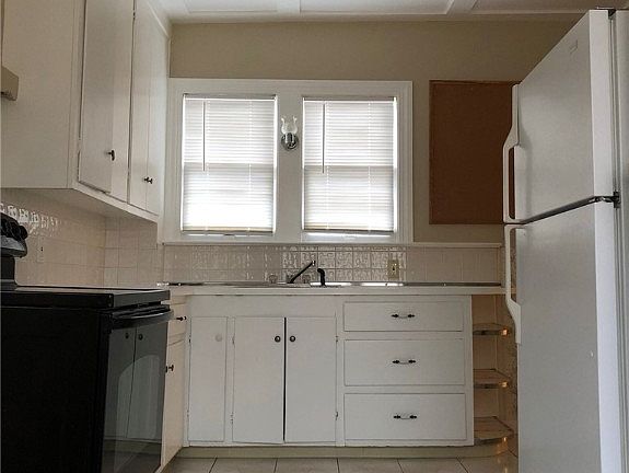 5th image of 134-140 Pearl St