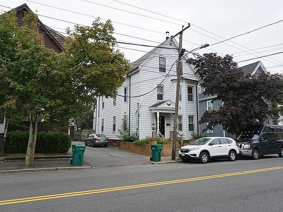 3rd image of 76 Essex St