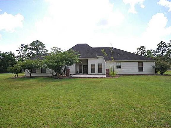 2nd image of 3050 Cypress Lake Dr