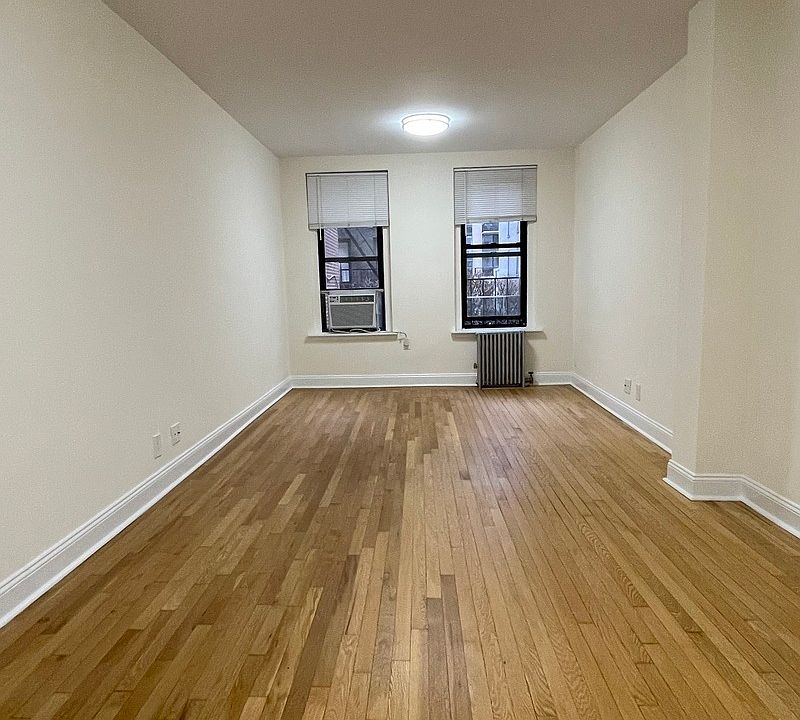 2nd image of 165 E 83rd St #D2