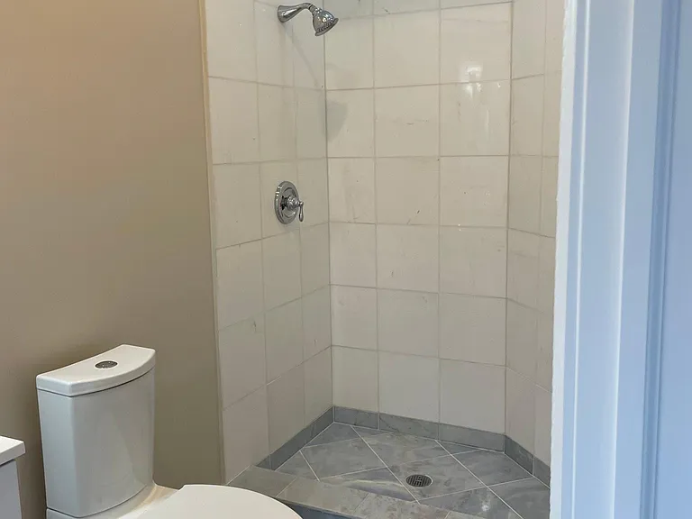 Second floor en suite bathroom