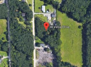 38 Velva Dr, Castle Hayne, NC 28429