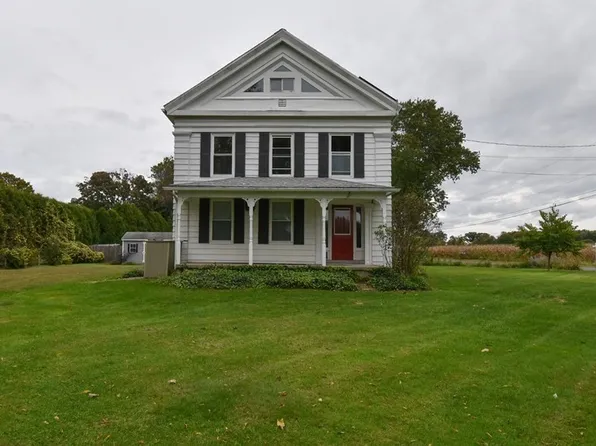 33 Rocky Hill Rd, Hadley, MA 01035