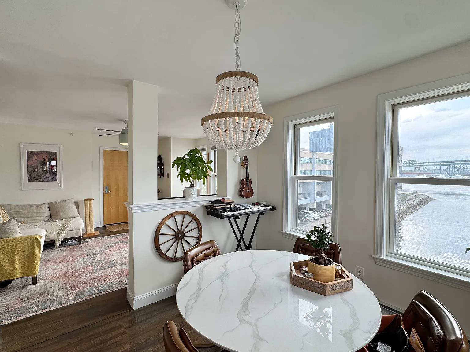 2 bed, 900 sqft, $3,200 — Photo 4