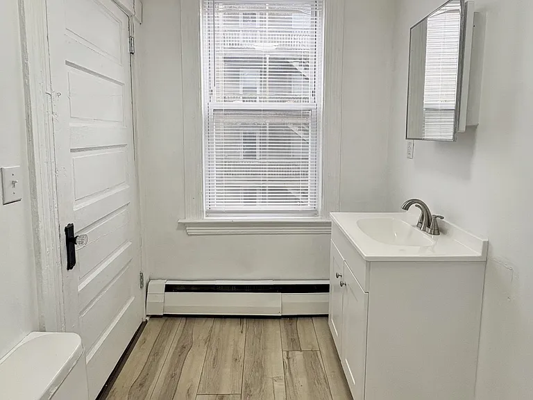 212-214 Blake St #5 — Photo 15