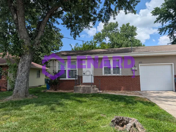 McConnell, 103 W McConnell St #105, Nixa, MO 65714
