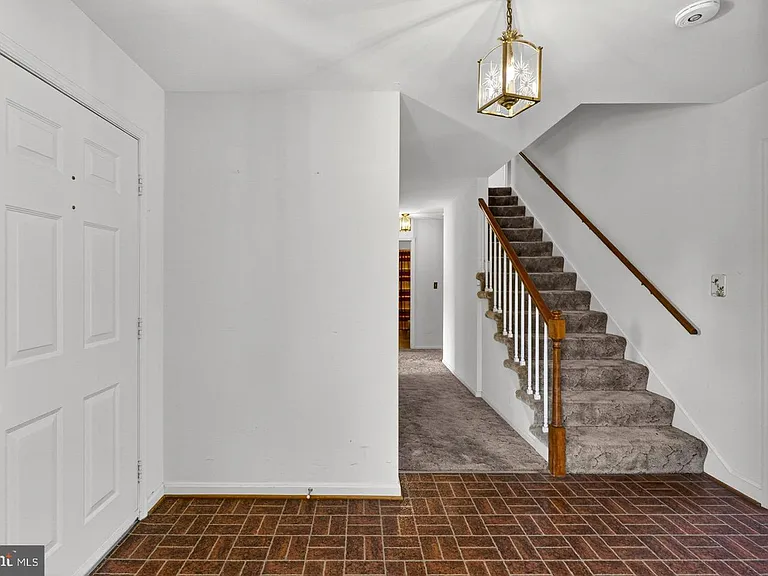 40297 Braddock Rd — Photo 21