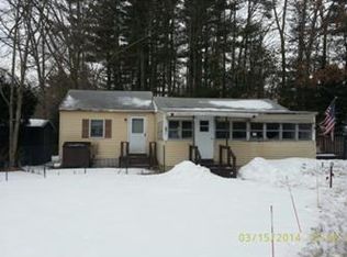 8 Lower Scotland Dr, Raymond, NH 03077