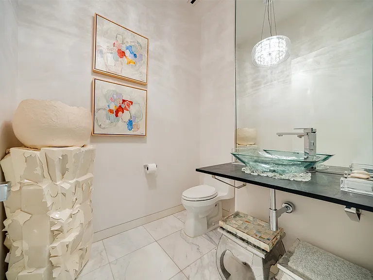 2408 Victory Park Ln #1439 — Photo 13