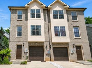 1052 Owens Rd, Oxon Hill, MD 20745