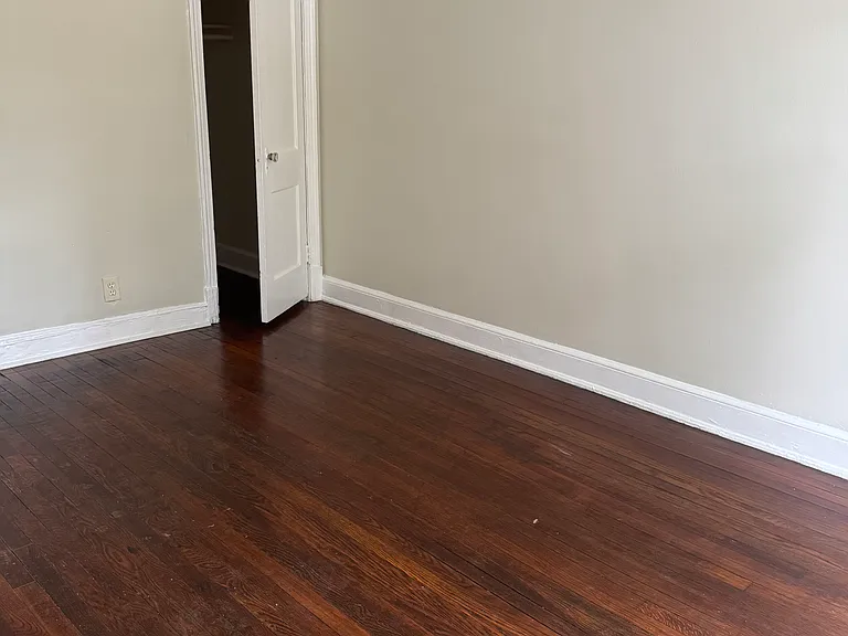 1235 Holbrook Ter NE — Photo 20