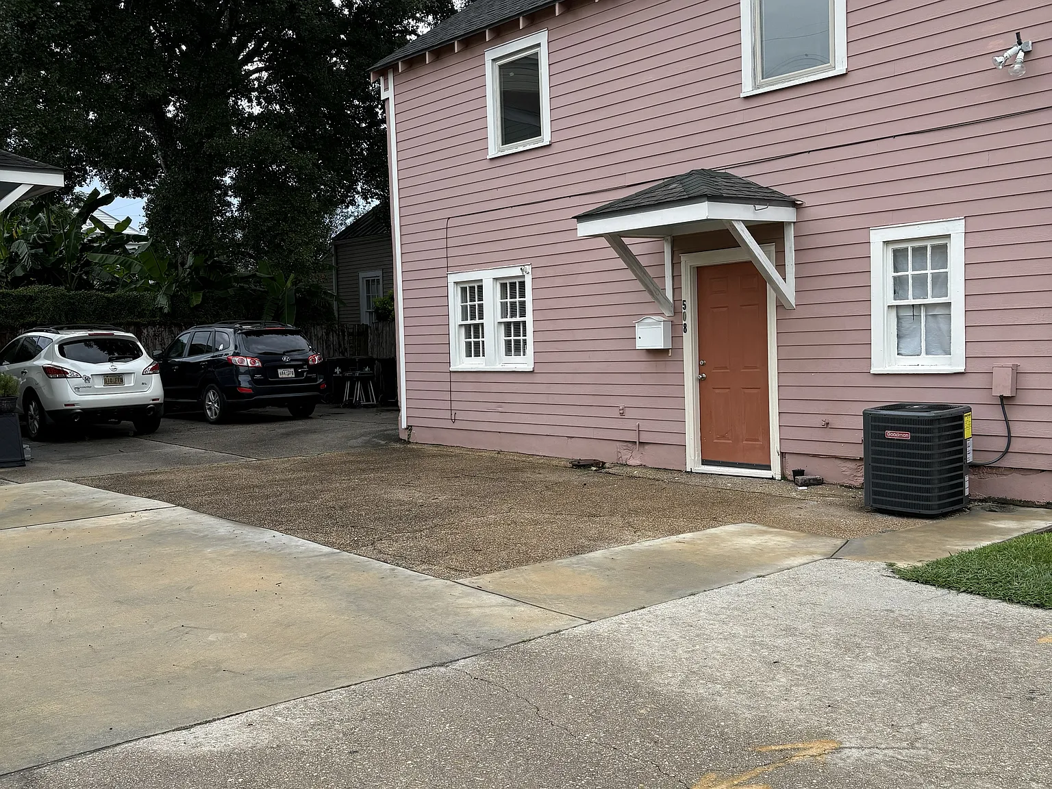 2 bed, 1.5 bath, 1200 sqft, $1,500 — Photo 1