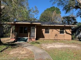 6 Elizabeth Ave, Chickasaw, AL 36611