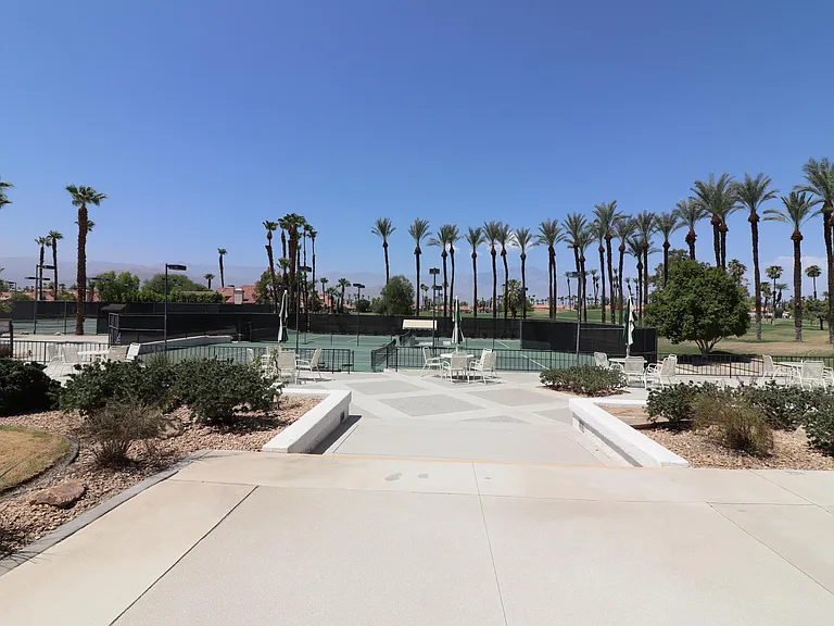 100 Brandigo Cir — Photo 31