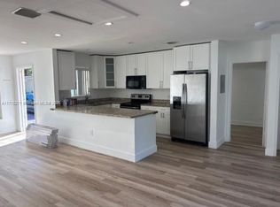 2449 SW 7th St, Fort Lauderdale, FL 33312