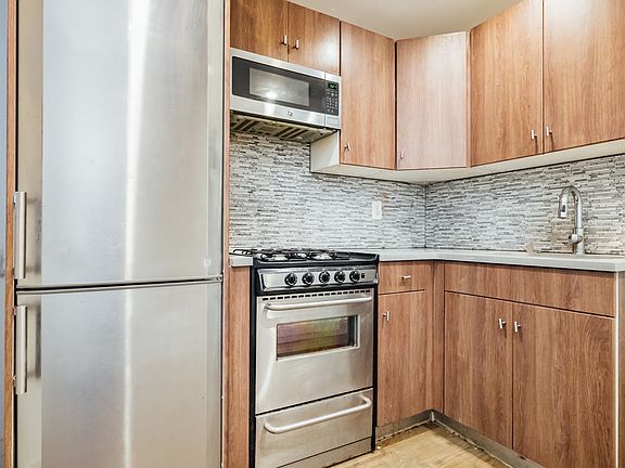 2nd image of 1092 Nostrand Ave #2B