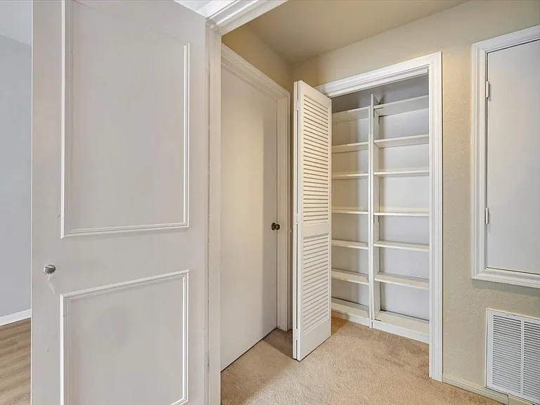 11711 Memorial Dr #135 — Photo 25