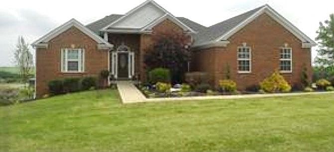 1st image of 422 Bay Hill Cir